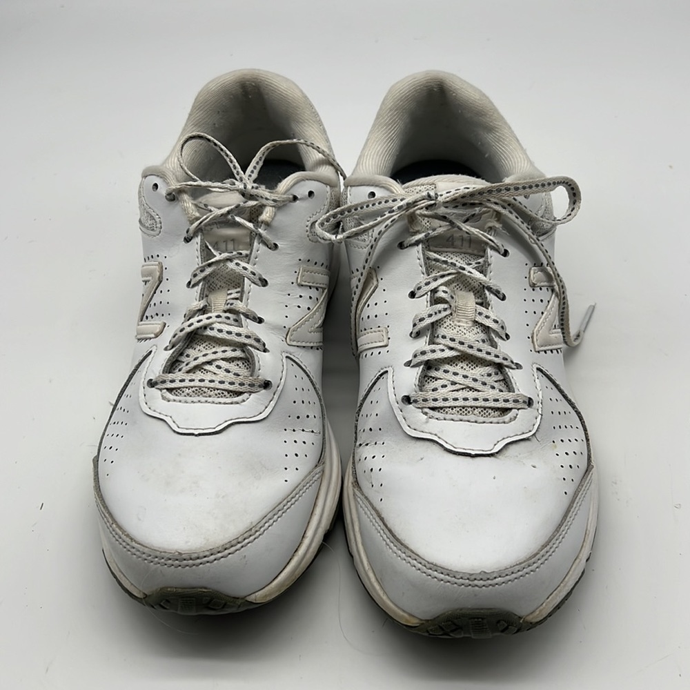 New Balance 411 White Walking Shoes size 8.5